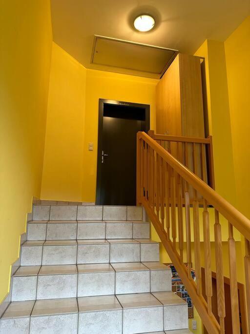 Freundliche Wohnung Naehe Weinstrasse Fuer 5 Personen Wagna Exterior photo